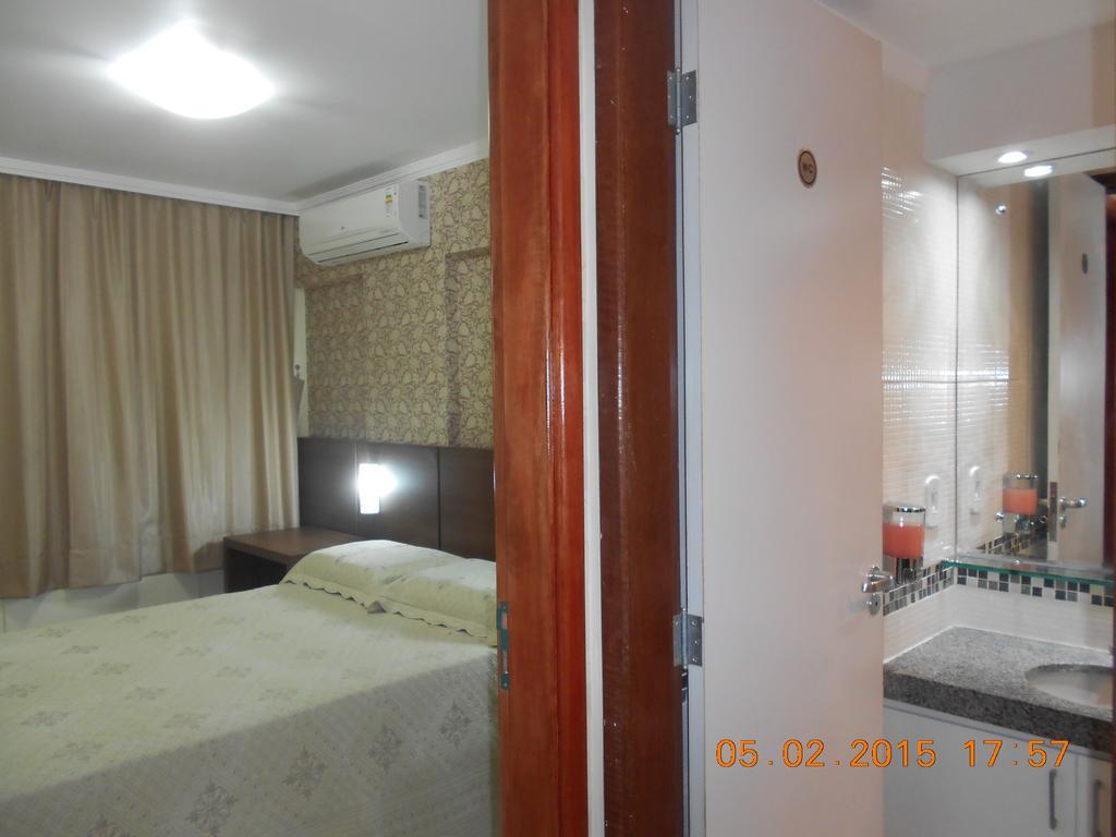 Luxuoso Quarto E Sala Mobiliado เรซิเฟ ภายนอก รูปภาพ